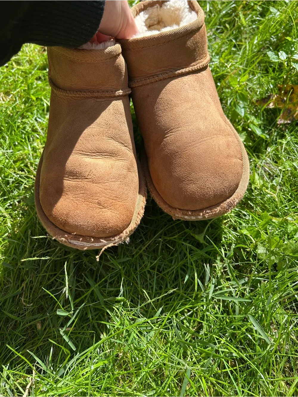 UGG easy slip